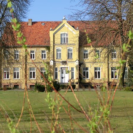 Domane Neu Gaarz Hostel Buitenkant foto
