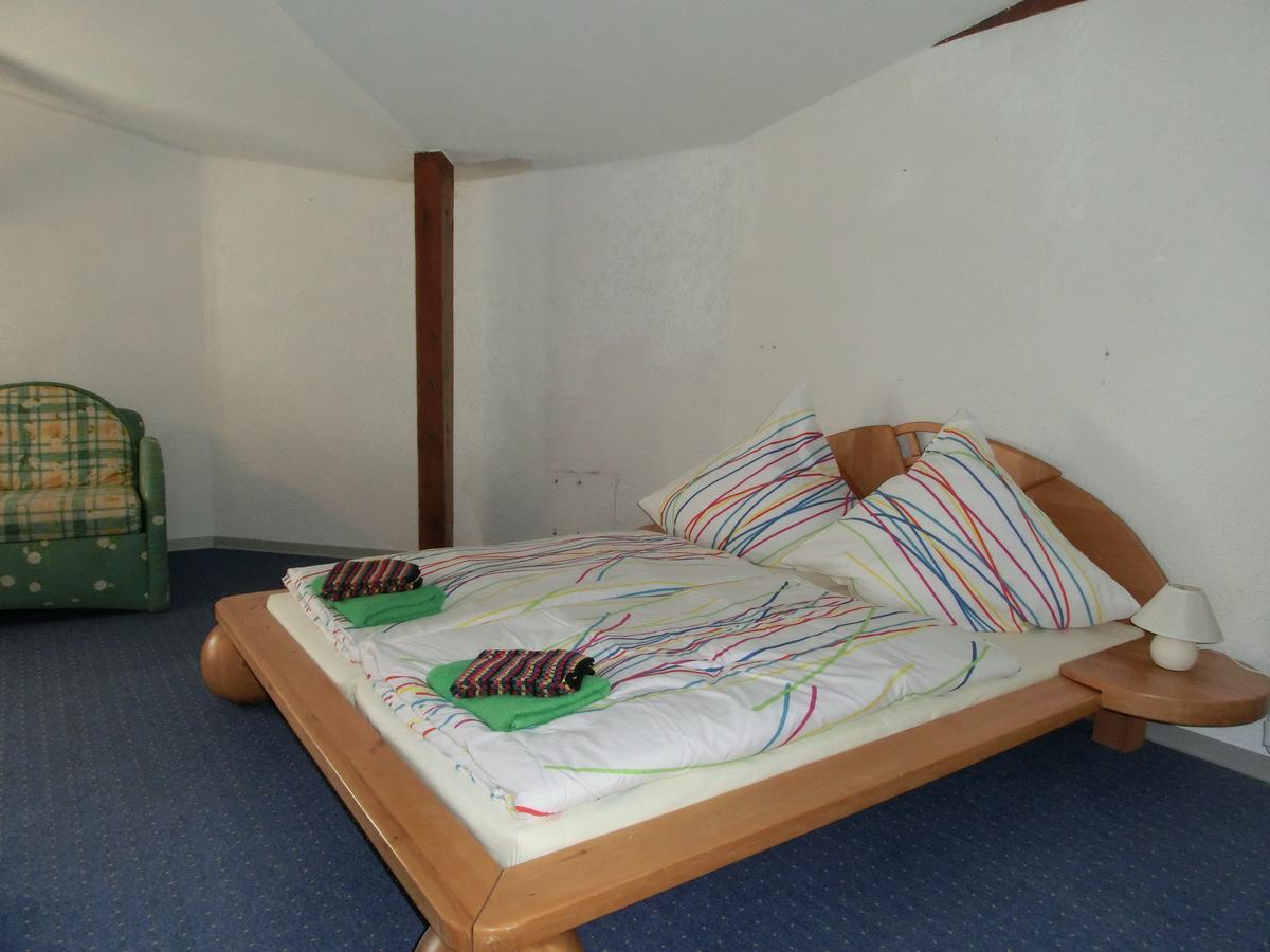 Domane Neu Gaarz Hostel Kamer foto