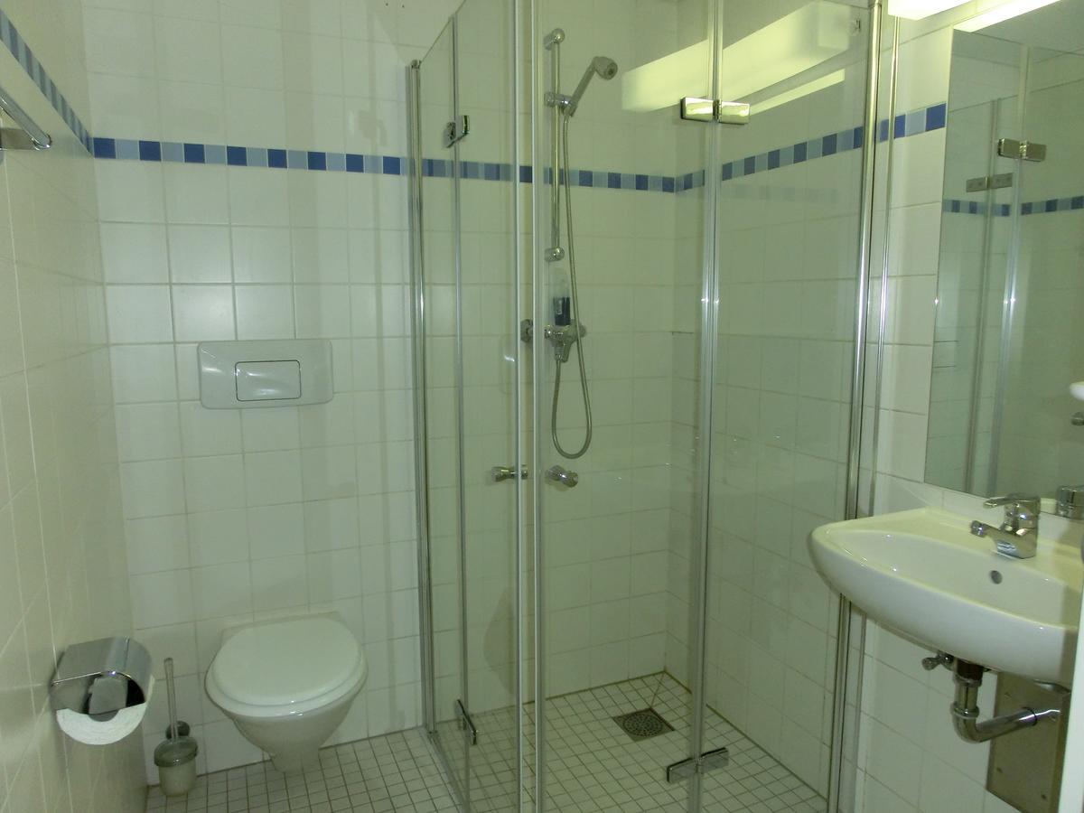 Domane Neu Gaarz Hostel Buitenkant foto